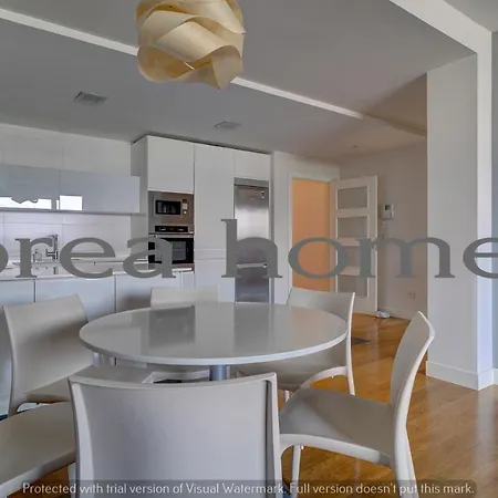 Апартаменты La Concha Beach Zen Seaview